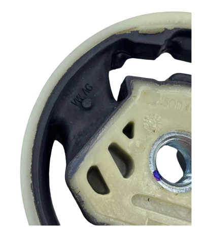 Подушка двигателя "VIKA" (комплект) передняя SKODA OCTAVIA SUPERB VW TIGUAN 11981635301