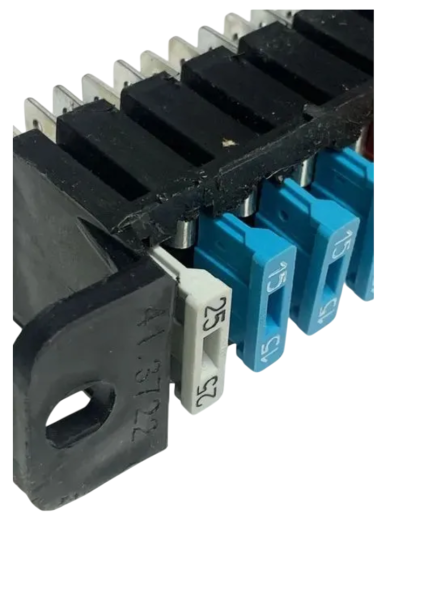 Блок предохранителей 2101/06 41.3722