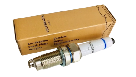 Cвеча зажигания "VAG" 04C905616