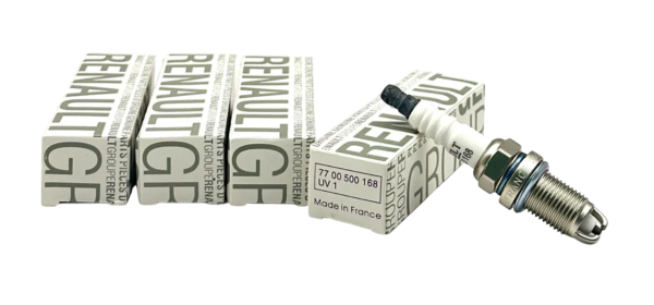 Свеча "RENAULT" зажигания Logan, Sandero, LADA Largus 8V, Duster, Kangoo, Megane 7700500168 