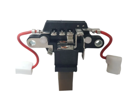 Реле-регулятор генератора 2123 845.3702