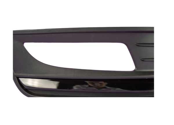 Рамка фары противотуманной правой NSP NSP086RU854662DBUS