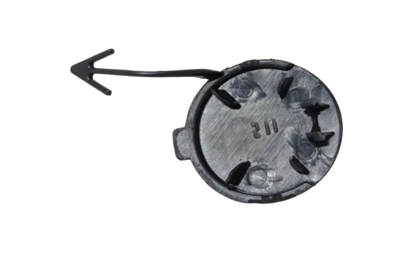 Заглушка в бампер VW POLO 15-20 4D под крюк