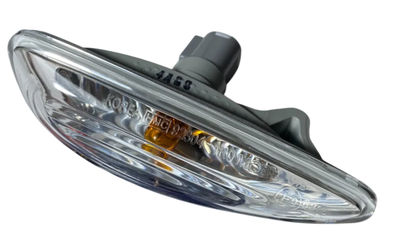 ПОВТОРИТЕЛЬ HYUNDAI/KIA УКАЗАТЕЛЯ ПОВОРОТА 92304A2000