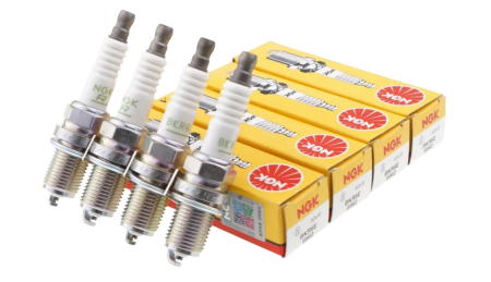 Свеча "NGK" зажигания Logan, Sandero, LADA Largus 8V, Duster, Kangoo, Megane BKR6E 6962 